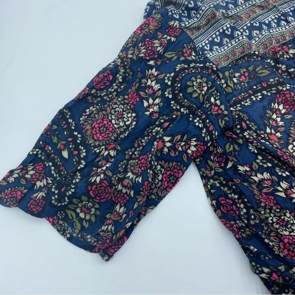 Hollister Wrap Women’s Small Navy & Maroon Paisley with Fringe Bohemian Festival